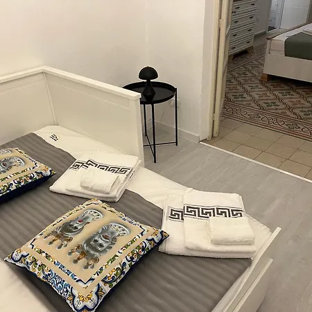 Tiffany & Timi Carini