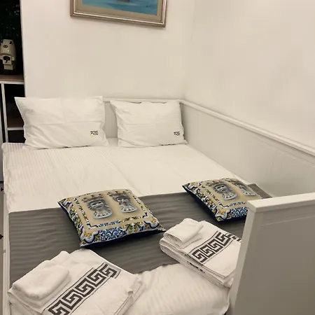 Appartement Tiffany & Timi Carini